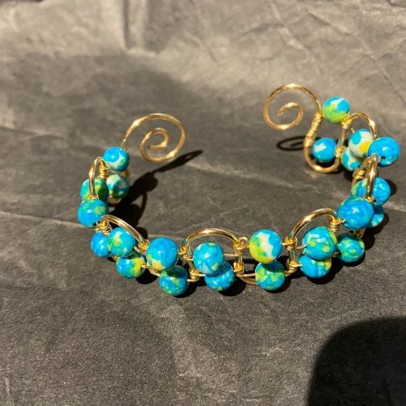 Gold Tone Wire Bracelet with Synthetic Jade Ocean Dyed Beads - Picture 4 of 9